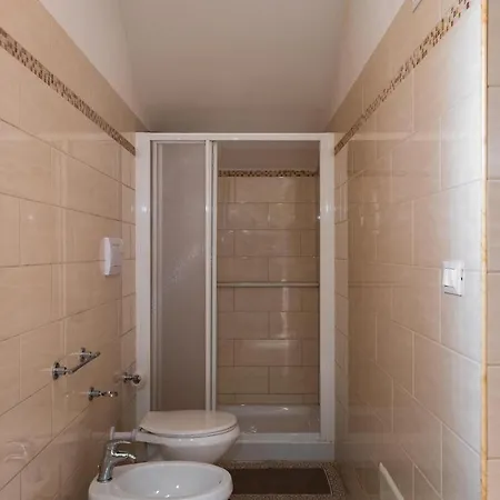 Apartment Maddalena - Monolocale 3 *